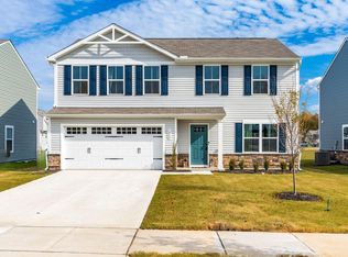 1404 Burgundy Bluff Ln, Zebulon, NC 27597