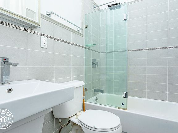 4th image of 78 Herkimer St #304A