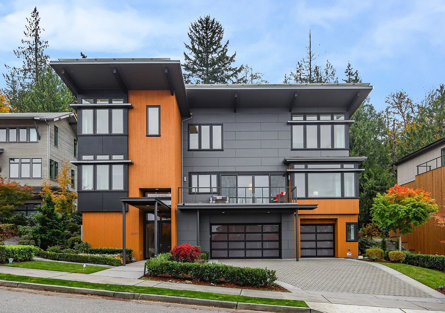 Modern Luxury with Panoramic Views & Resort-Style Living — Photo 1