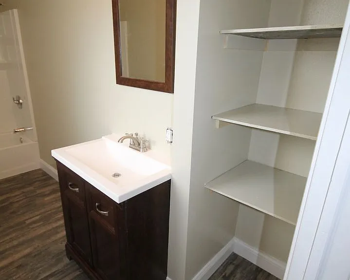 27 E Duncan St — Photo 14
