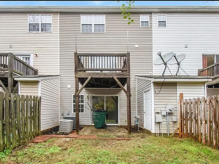 10519 Yellow Rose Ln #1 — Photo 7