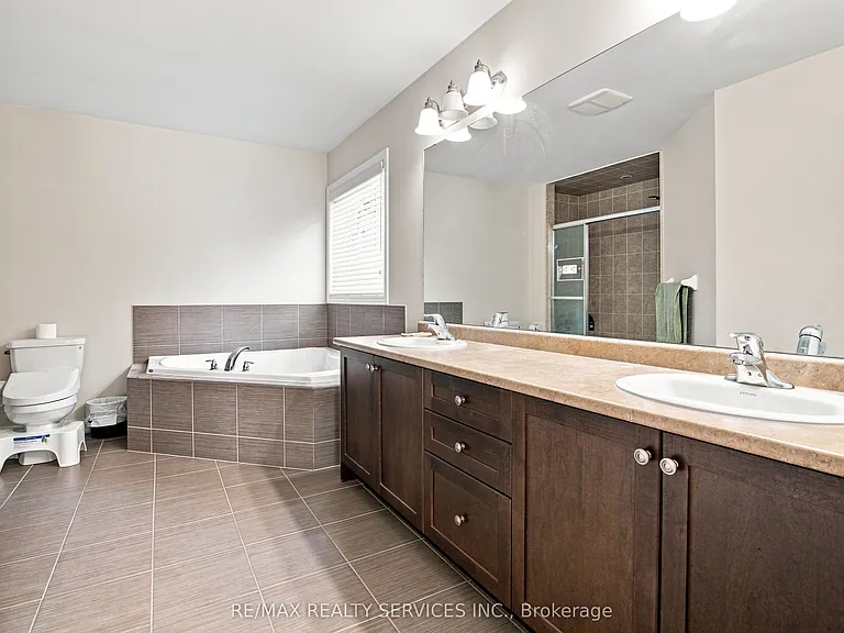 196 Bonnieglen Farm Blvd — Photo 32