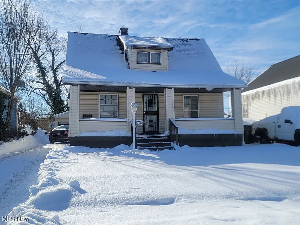 12508 Revere Ave photo 1