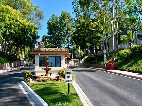 2nd image of 22733 Lakeway Dr