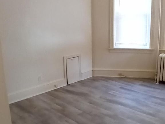 5th image of 1332 71st Ave #1