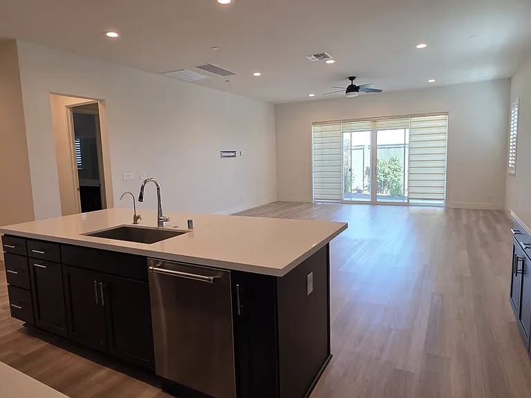 2829 Turner Ave — Photo 7
