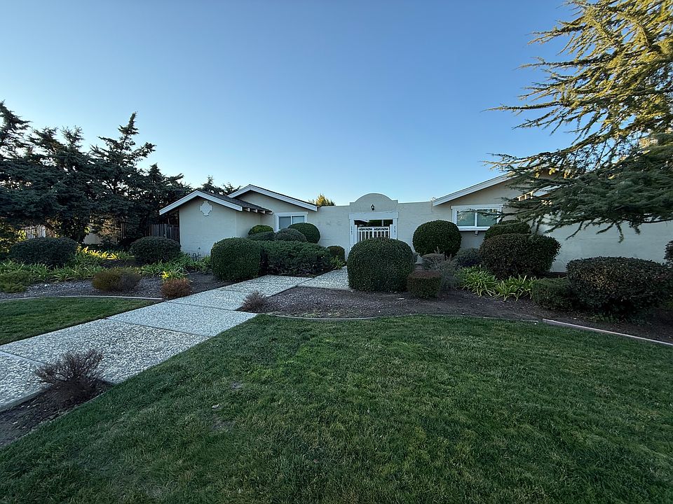 1st image of 6583 Crown Blvd
