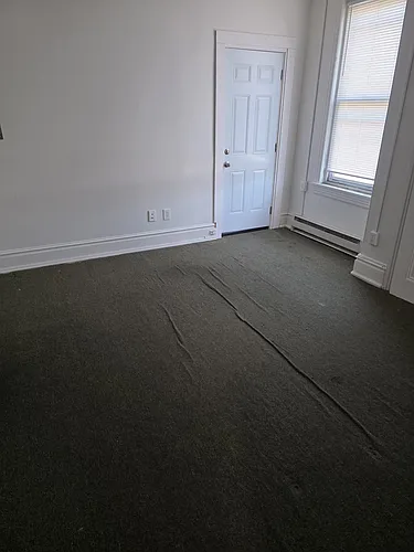 816 W 8th St Photo 1