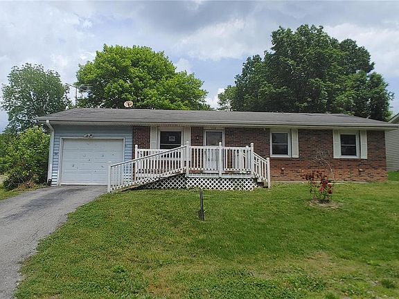 3rd image of 1110 Breezie Ln