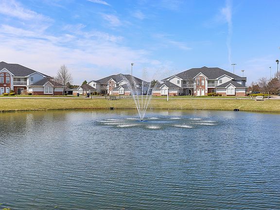 2nd image of 1252 Village Centre Dr Unit 6