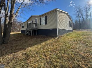 223 Mission Ln, Bunker Hill, WV 25413