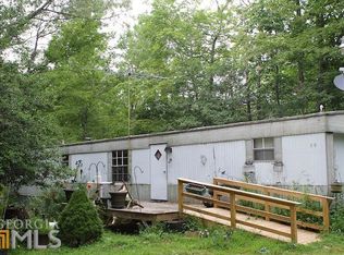 27 Information Ln, Tiger, GA 30576