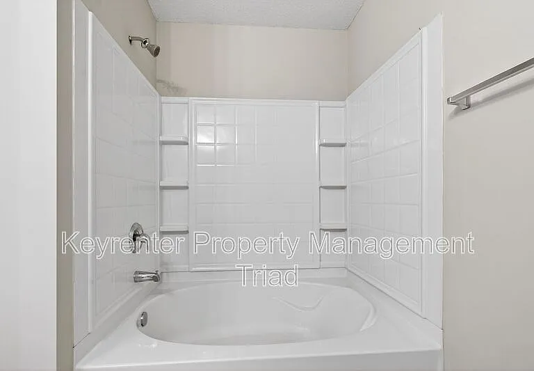2703 Stafford St — Photo 16