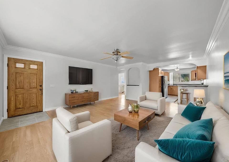 1st image of 13695 Paseo Cardiel Unit 5