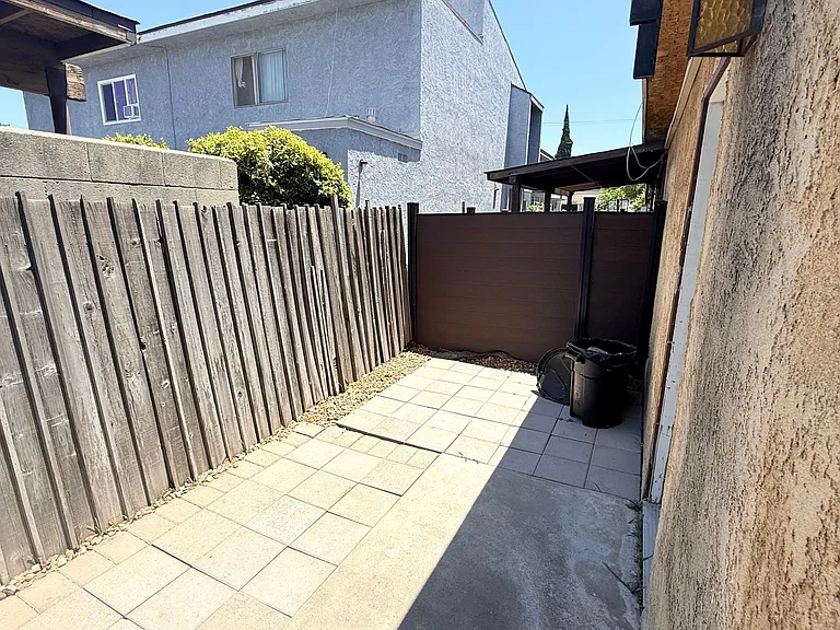 809 S 4th St #6 — Photo 17