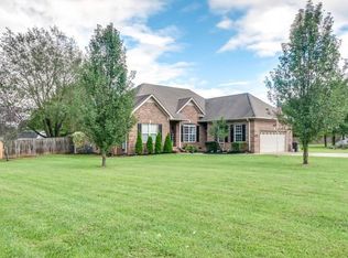 1512 Lindsey Ln, Chapel Hill, TN 37034