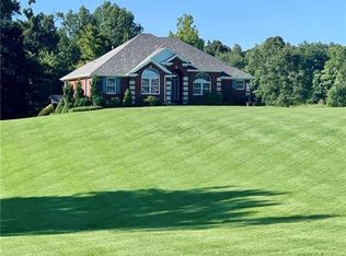 898 Saint Johns Church Rd NE, Lanesville, IN 47136