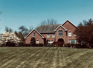 3935 Whitetail Ct, Schnecksville, PA