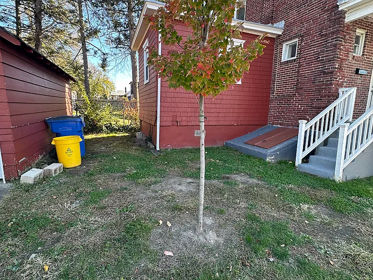 252 Parkway Ave #2 — Photo 3