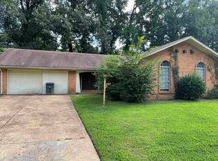 5841 Foxdale Rd, Memphis, TN 38115