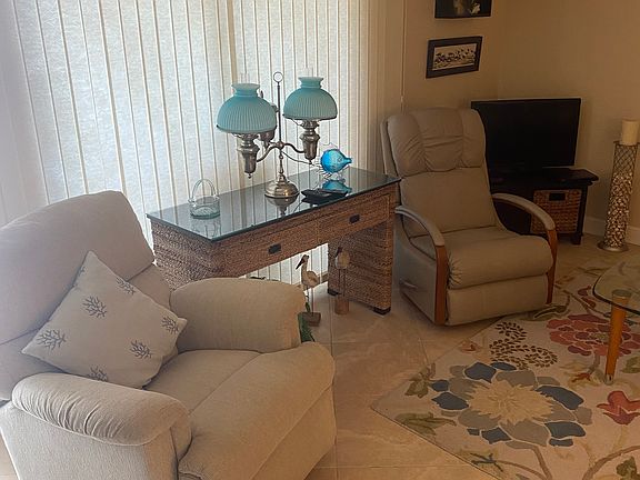 5th image of 25710 Hickory Blvd APT 408A