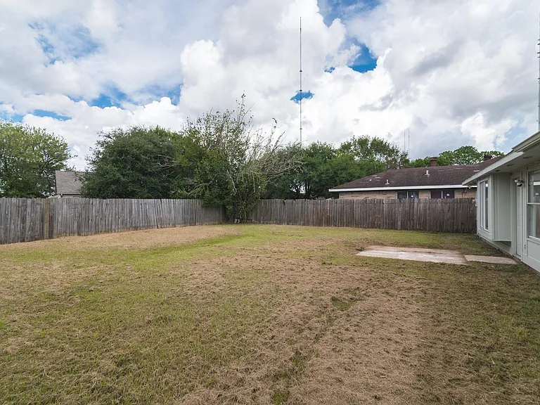 8602 Rockmont Ct — Photo 21