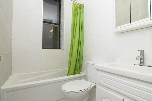 Rented by Compass | media 12