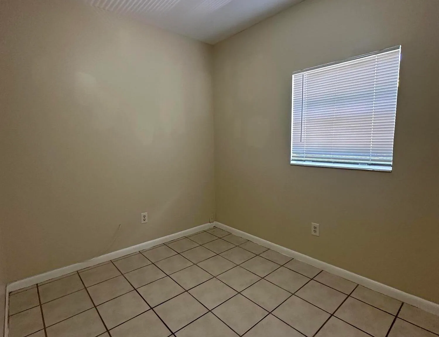 2 bed, 1.0 bath, 700 sqft, $1,925 — Photo 4