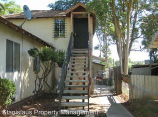 1012 4th St, Modesto, CA 95351