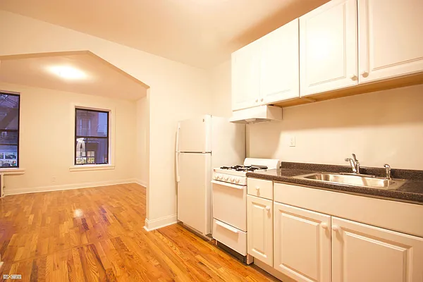 Rented by Citi Habitats | media 5