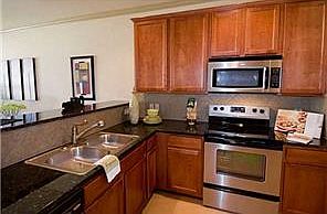 4th image of 2101 Town Centre Dr APT 2007