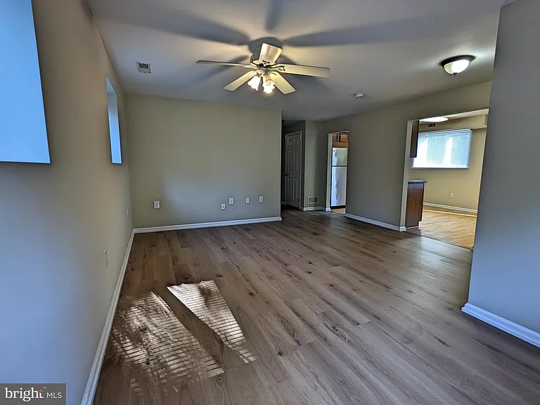 115 Morton Ave #1 — Photo 5