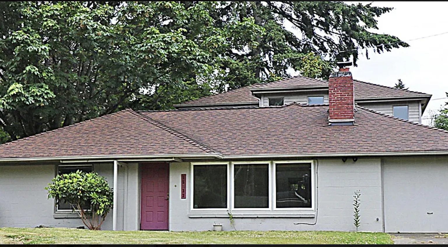 15333 Ashworth Pl N — Photo 2