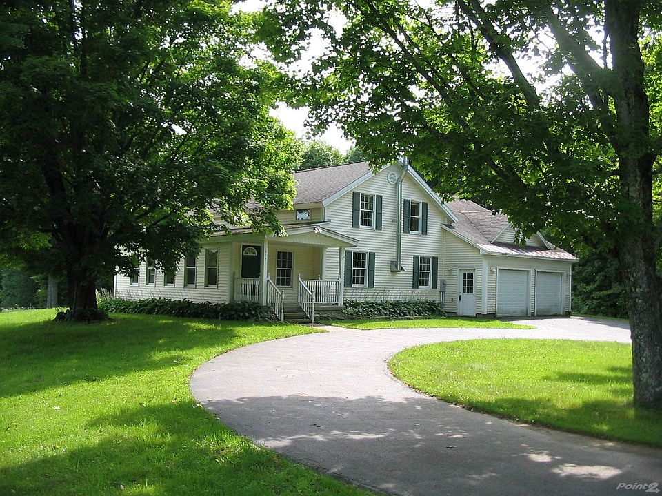 678 Miller Rd., W. Exterior Front