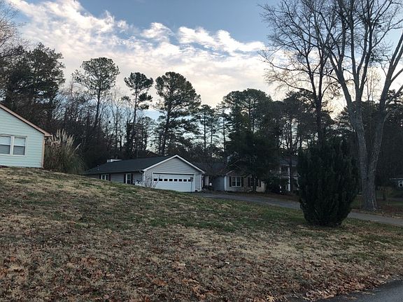 3rd image of 2985 Canton Hills Ct