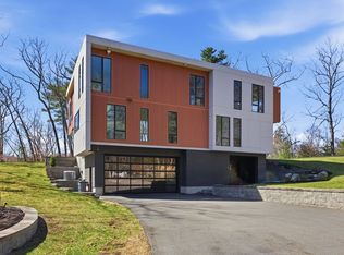 20 Dogwood Ln, North Reading, MA 01864