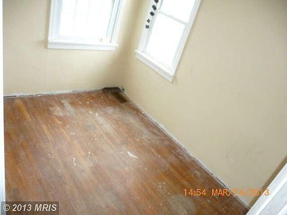 4th image of 822 Georgia Ave