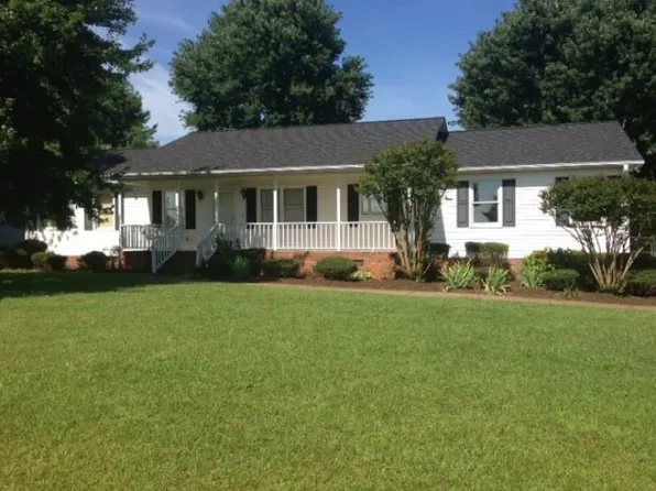 105 Churchill Ave, Moore, SC 29369