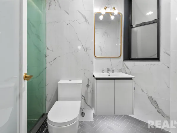 93 Hicks Street image 5 of 6