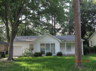 1213 S Azalea Dr, Tyler, TX 75701