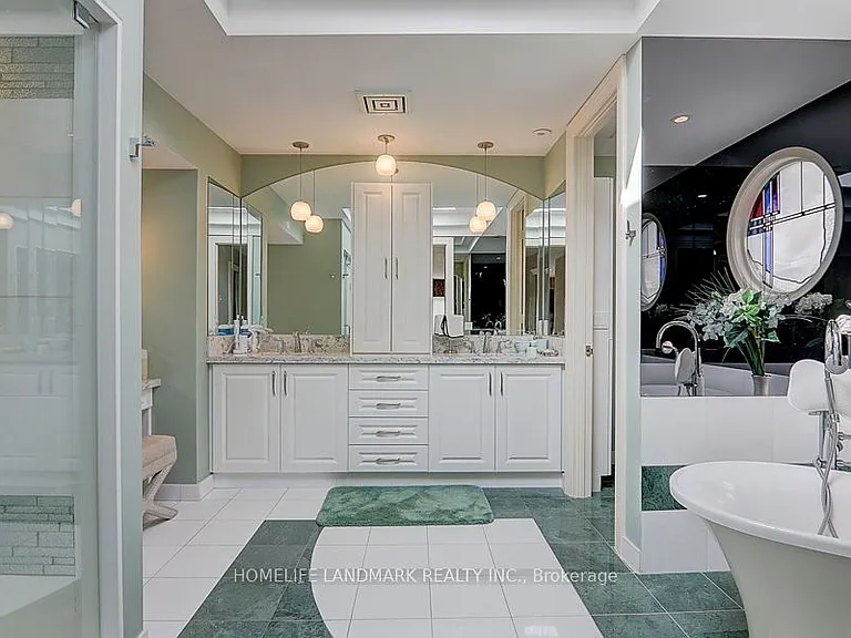 35 Gardiner Rd E — Photo 23
