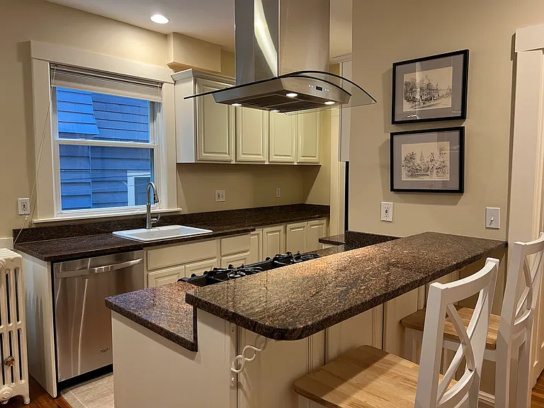 184 Magazine St #1B — Photo 14