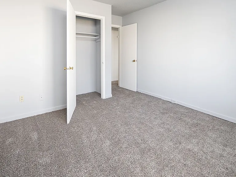 Lynnwood Garden Apartments — Photo 60