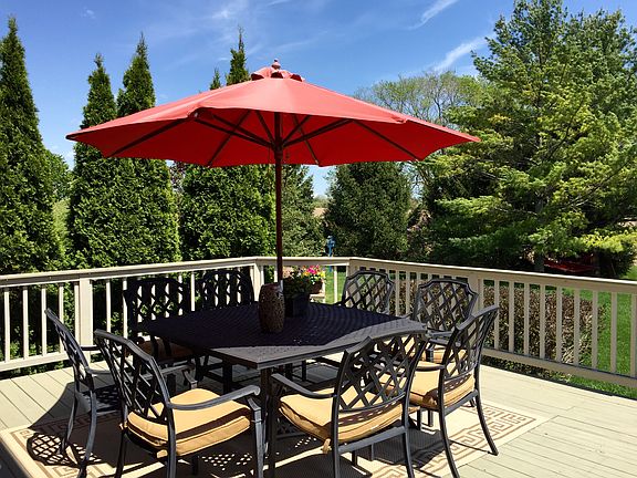 3rd image of 651 Woodhill Dr