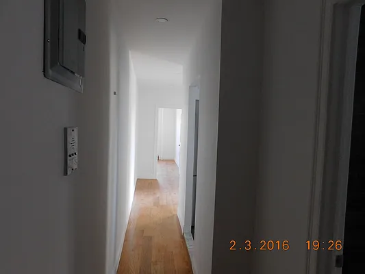 Rented by Sean Mashihi, LREB | media 26