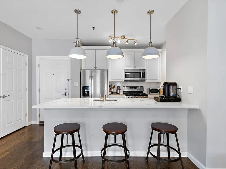 901 Madison St #5C — Photo 8