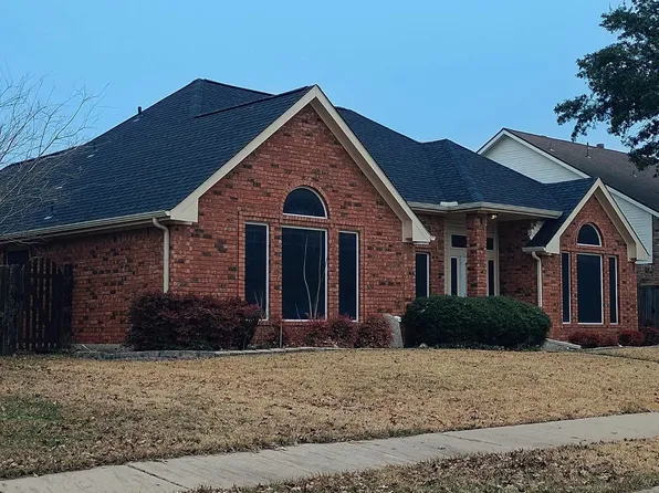 7901 Coastway Dr, Rowlett, TX 75088