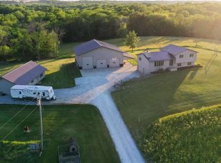 2831 Palm Ave, Washington, IA 52353