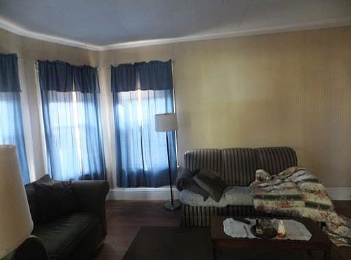 5th image of 41 Cummings Ave