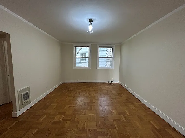 2146 Van Ness Ave #28R — Photo 6